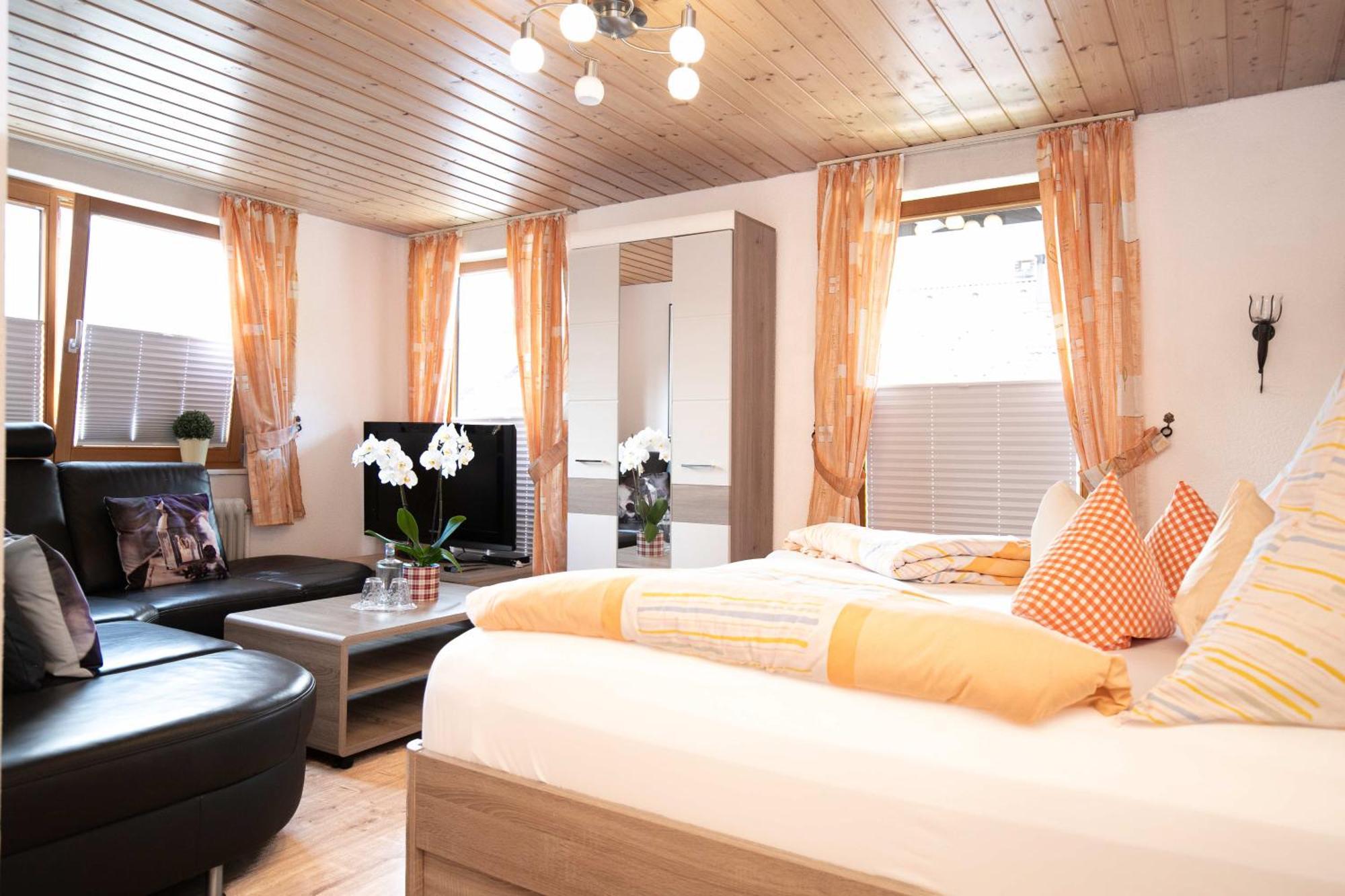 Hotel Restaurant Amadeus - Inclusive Skipass Und Vieles Mehr 힌델랑 외부 사진